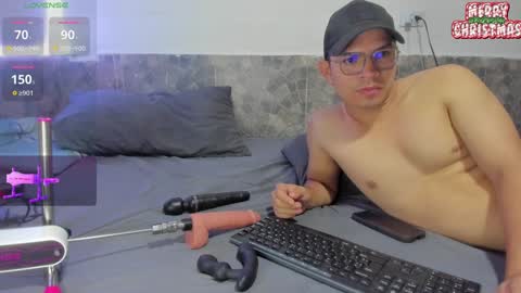 Snapshot of mattcoom chatting on 12/28/24, 11:09 Matt Coom Independent model online show from 12/28/24, 11:09