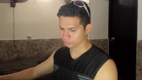 Snapshot of mattcoom chatting on 09/14/25, 04:39 Matt Coom Independent model online show from 09/14/25, 04:39