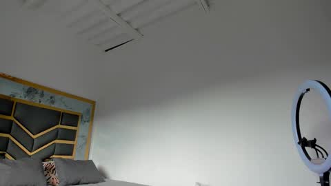 Snapshot of mattdevon chatting on 10/02/25, 09:11 Matt online show from 10/02/25, 09:11