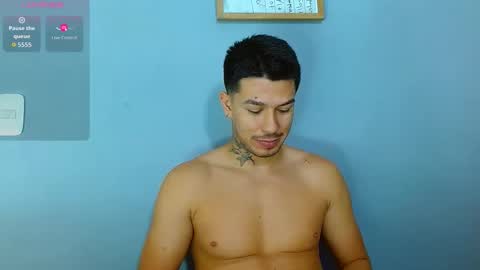 Snapshot of matteo_rreal chatting on 03/27/26, 01:44 MATTEO online show from 03/27/26, 01:44