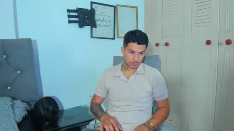 Snapshot of matteo_rreal chatting on 05/28/26, 02:58 MATTEO online show from 05/28/26, 02:58