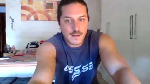 matteushh87 online show from 10/15/25, 09:31