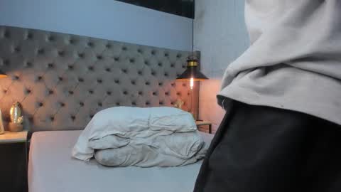 Snapshot of mattfiore chatting on 11/11/25, 11:54 mattfiore online show from 11/11/25, 11:54