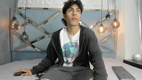 Snapshot of mattfiore chatting on 11/14/25, 12:04 mattfiore online show from 11/14/25, 12:04