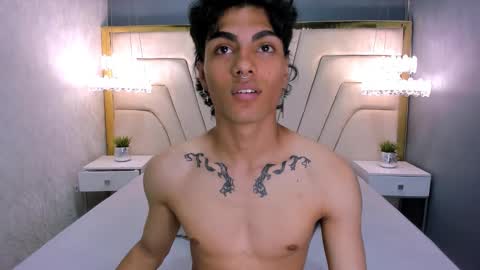 Snapshot of mattfiore chatting on 11/28/25, 06:43 mattfiore online show from 11/28/25, 06:43