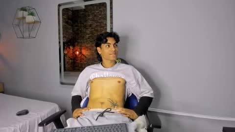 Snapshot of mattfiore chatting on 12/13/25, 07:53 mattfiore online show from 12/13/25, 07:53