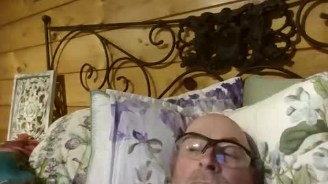 matthew12811 online show from 02/18/25, 12:28