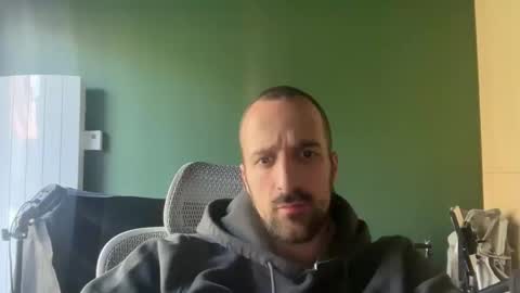 M online show from 10/07/25, 01:08