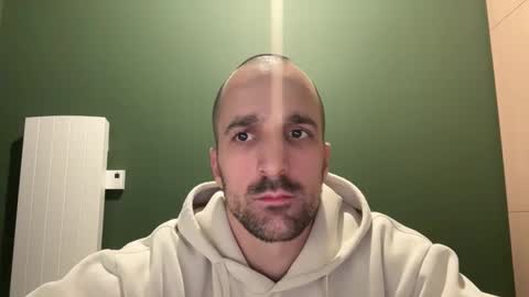 M online show from 11/29/25, 01:41