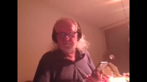 Matthias online show from 09/21/25, 03:08