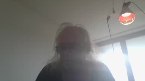 Matthias online show from 10/19/25, 10:16