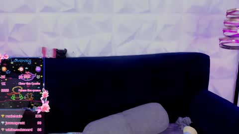 Snapshot of matti_sofia chatting on 02/17/25, 10:14 TATIANA AND ROUS online show from 02/17/25, 10:14