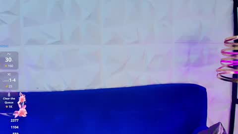 Snapshot of matti_sofia chatting on 03/07/25, 10:32 TATIANA AND ROUS online show from 03/07/25, 10:32