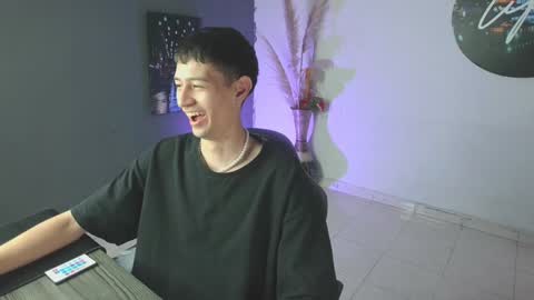 mattias     online show from 01/17/25, 04:57