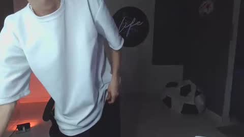 mattias     online show from 01/22/25, 10:37