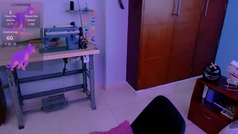 mattilda_18 online show from 10/22/25, 09:14