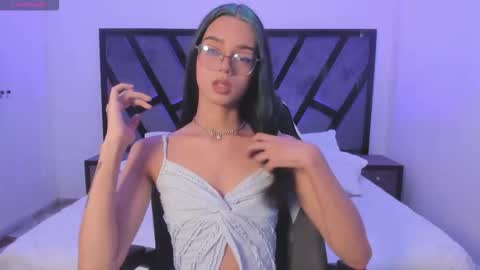 Snapshot of mattthompsonn chatting on 11/13/25, 09:58 Matt online show from 11/13/25, 09:58