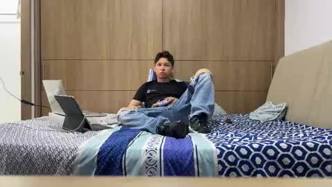 mattvicent online show from 09/11/25, 03:06