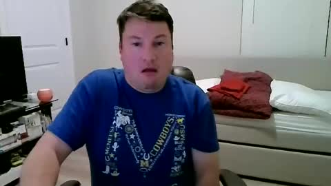 Snapshot of matty039 chatting on 11/18/25, 12:38 matty039 online show from 11/18/25, 12:38