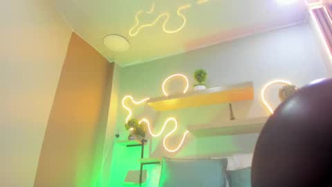 Snapshot of matty_jhons chatting on 10/09/25, 03:37  M A T T Y  online show from 10/09/25, 03:37