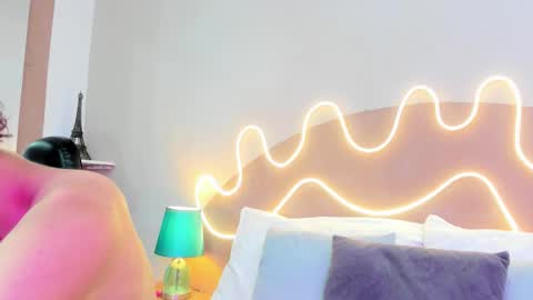 Snapshot of matty_jhons chatting on 10/11/25, 07:12  M A T T Y  online show from 10/11/25, 07:12