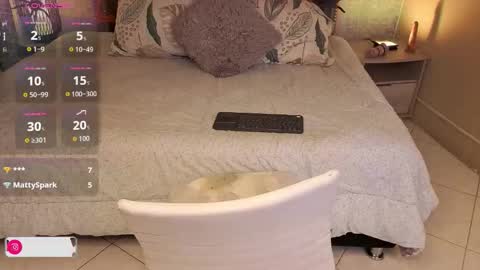 matty_spark online show from 10/10/25, 02:27