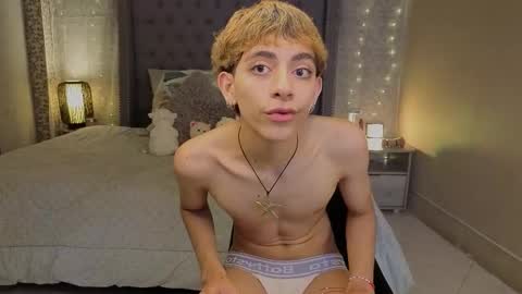 Snapshot of matty_spark chatting on 11/30/25, 02:54 matty_spark online show from 11/30/25, 02:54