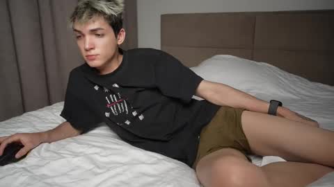 Snapshot of mattyaiden chatting on 11/09/25, 04:38 Matty Aiden online show from 11/09/25, 04:38