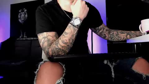 Snapshot of mattytwink69 chatting on 09/19/25, 04:14 Matt online show from 09/19/25, 04:14