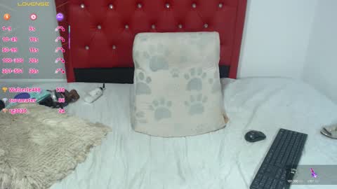 Snapshot of mature2023 chatting on 11/25/25, 09:48 mature2023 online show from 11/25/25, 09:48