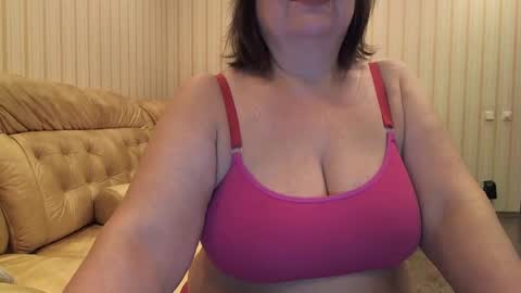 Cat online show from 01/22/25, 02:37