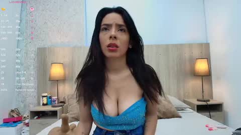 mature_eva online show from 02/18/25, 11:22