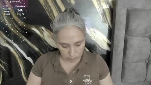 Snapshot of mature_gold chatting on 10/13/25, 12:27 mature_gold online show from 10/13/25, 12:27