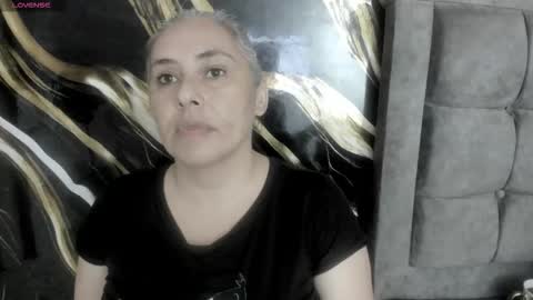 Snapshot of mature_gold chatting on 10/17/25, 12:30 mature_gold online show from 10/17/25, 12:30