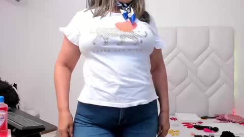 ISABEL online show from 10/01/25, 08:59