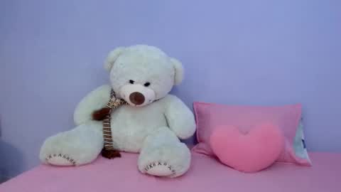 Martina online show from 11/24/25, 06:29