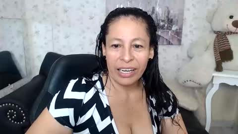 Martina online show from 06/08/26, 09:04