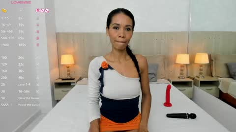 Vayolet Castro online show from 06/07/26, 11:36