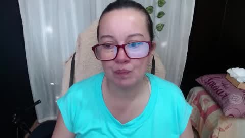 Snapshot of mature_wolf chatting on 01/07/25, 09:03 Sonia online show from 01/07/25, 09:03