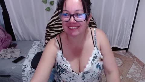Snapshot of mature_wolf chatting on 02/05/25, 09:07 Sonia online show from 02/05/25, 09:07