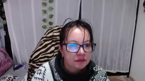 Snapshot of mature_wolf chatting on 02/08/25, 12:28 Sonia online show from 02/08/25, 12:28