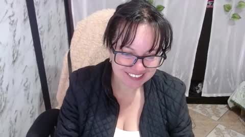 Snapshot of mature_wolf chatting on 02/22/25, 02:08 Sonia online show from 02/22/25, 02:08
