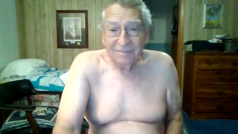 Snapshot of maturecouple1954 chatting on 10/30/25, 11:11 SXECPL55 at G mail Dot Com online show from 10/30/25, 11:11