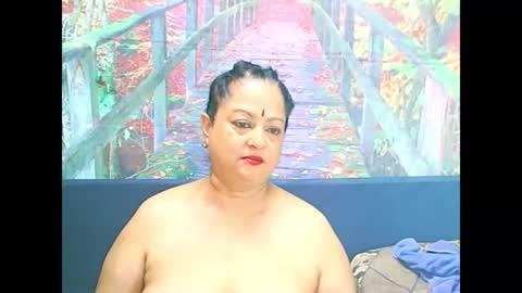 Snapshot of matureindian654u chatting on 01/08/26, 06:05 matureindian654u online show from 01/08/26, 06:05