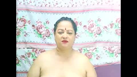 Snapshot of matureindian654u chatting on 03/09/26, 07:07 matureindian654u online show from 03/09/26, 07:07