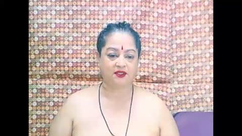 Snapshot of matureindian654u chatting on 05/15/26, 05:42 matureindian654u online show from 05/15/26, 05:42