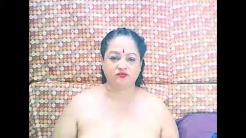Snapshot of matureindian654u chatting on 05/18/26, 08:58 matureindian654u online show from 05/18/26, 08:58