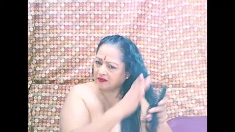 Snapshot of matureindian654u chatting on 05/19/26, 06:14 matureindian654u online show from 05/19/26, 06:14