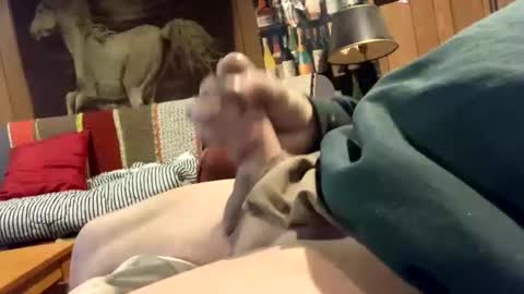 Snapshot of maturejerky chatting on 12/06/24, 09:02 maturejerky online show from 12/06/24, 09:02