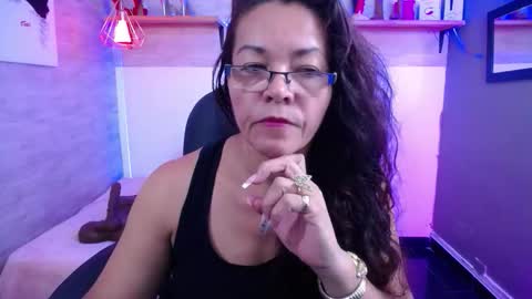 Snapshot of maturepure_ chatting on 10/07/25, 10:07 maturepure_ online show from 10/07/25, 10:07